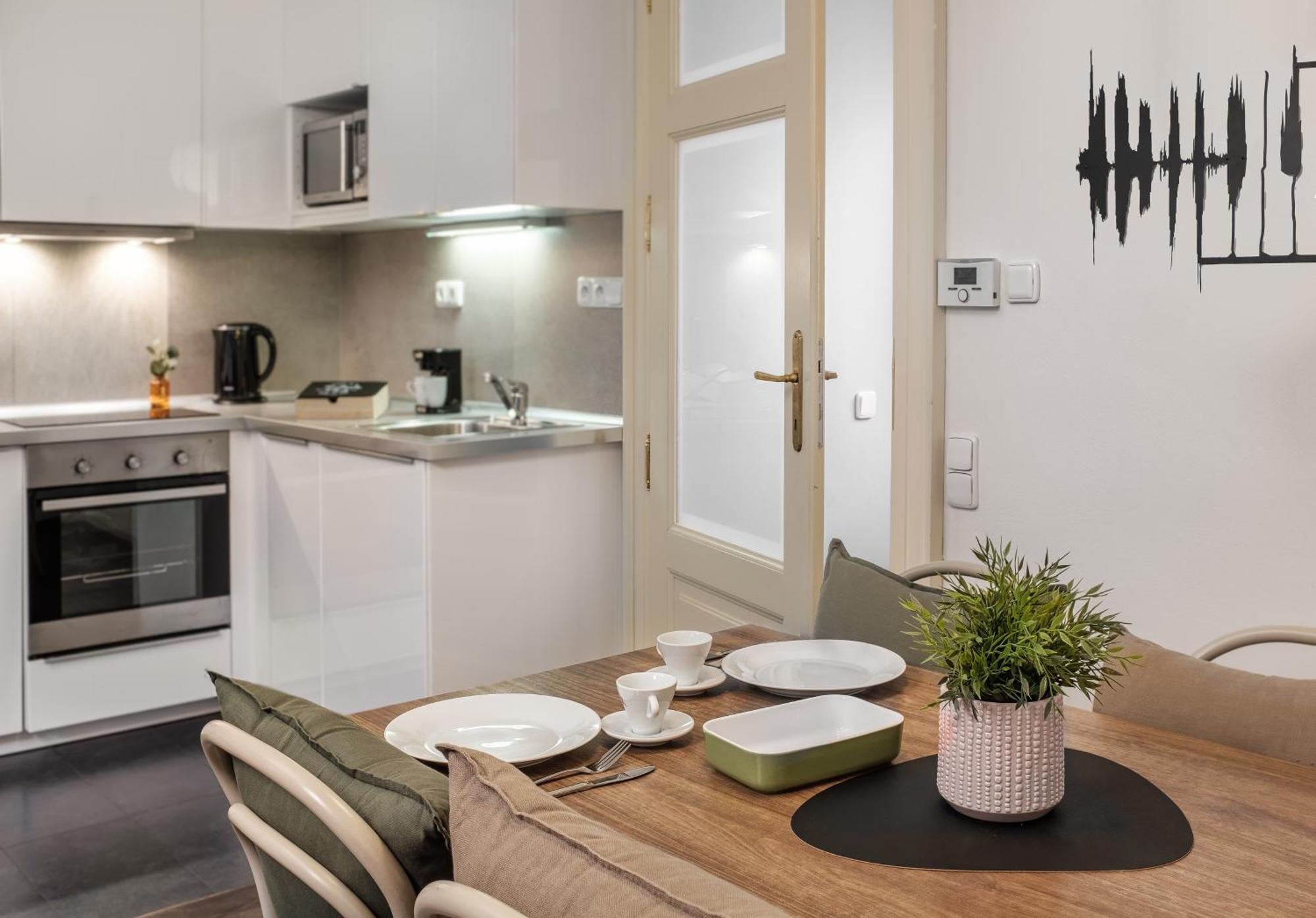 4 Arts Apartment Prag