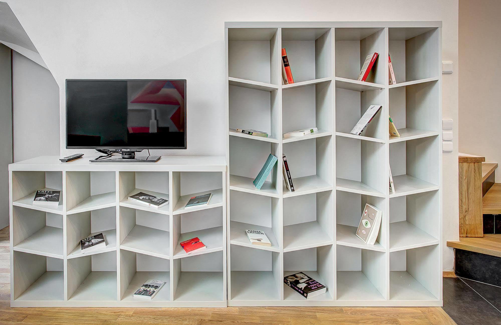 Apartment 4 Arts