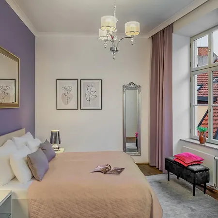 4 Arts Apartments By Adrez Prague Exterior photo