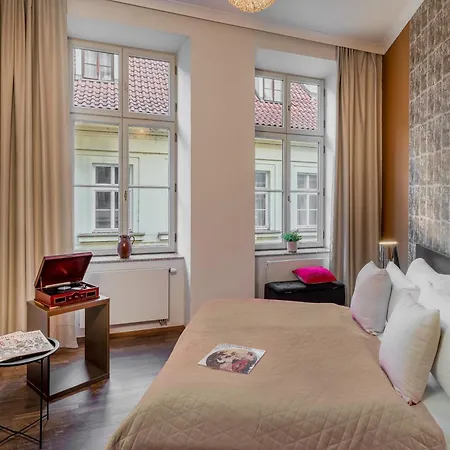 4 Arts Apartments By Adrez Prague Exterior photo